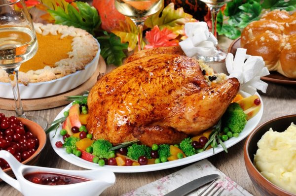 Once the meal is over, it needs to be stored properly. Experts reveal how long leftovers can be stored in the refrigerator.