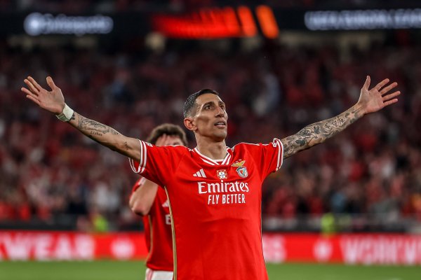 Chelsea & Benfica general: Di Maria is incredibly outstanding, and she is in the offense and defense.