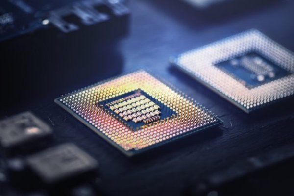 Research and development: The global crystal OEM market increased by 13% in the first quarter, and the Taiwan Electric Power market increased to 35%