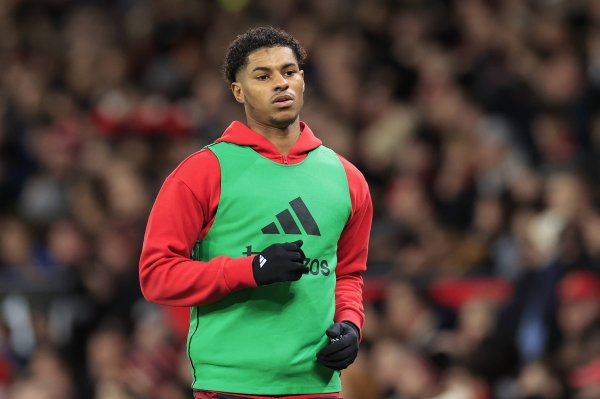 Transfer fee is expected to be 80 million❗Reporter: Barcelona gave up signing Rashford and is striving to win Dias
