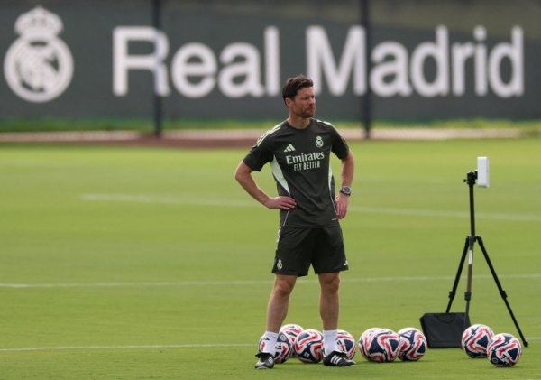 Each team: Lafayette handed over the power of reconstruction to Alonso, which may indicate that more people will leave Real Madrid