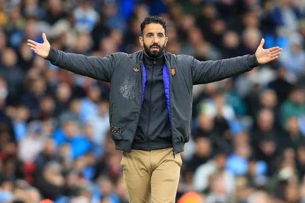Hargreaves: The 343 formation itself is not wrong; Manchester United lacks an absolute leader like Van Dijk