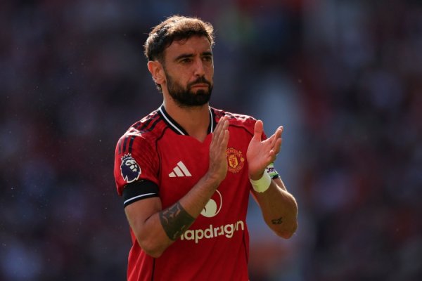 I want to stay on the team! BBC Exclusive: B Fee has no intention of moving to Saudi Arabia next summer and believes Manchester United can make the top five and play in the Champions League
