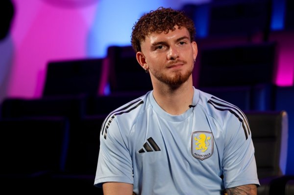 TA: Elliott and Emery’s ideas conflict. After being abandoned, Villa ushered in five consecutive victories.