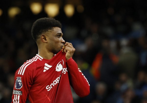 52%! Ahmad was voted the best in Manchester United s 2-2 Forest team by fans, with Casemiro second