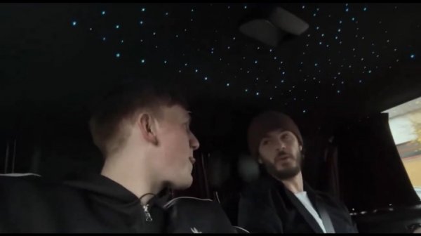 It’s also a child’s nightmare👀Madison: Photos of wearing Manchester United jerseys in the early years? I grew up a Manchester United fan